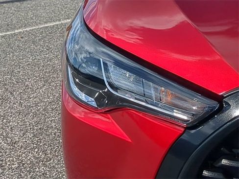 Certified 2025 Toyota Corolla Cross LE image 10