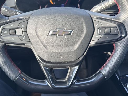 Used 2024 Chevrolet Trax RS w/ Sunroof Package image 14