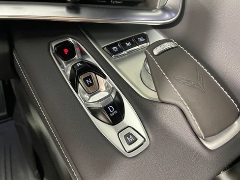 Used 2024 Chevrolet Corvette Stingray Preferred Cpe w/ Z51 Performance Package RWD image 9