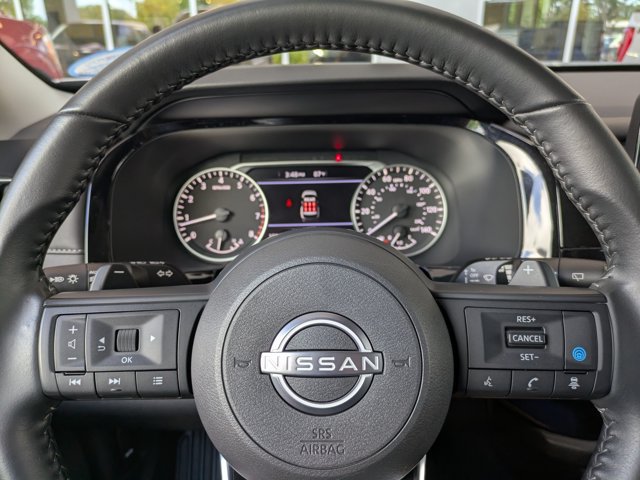 Used 2025 Nissan Pathfinder SV AWD/4WD image 30