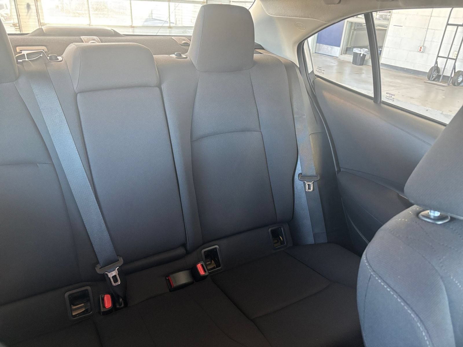 Used 2025 Toyota Corolla LE FWD image 35