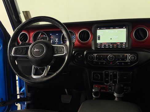 Used 2021 Jeep Gladiator Rubicon image 12