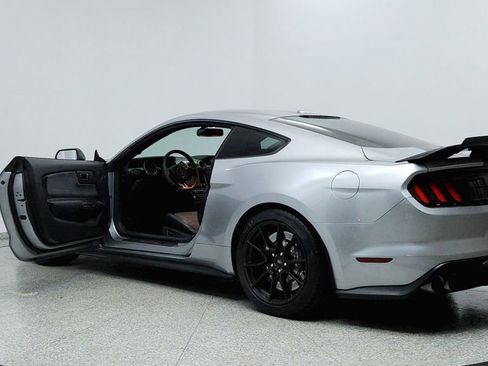 Used 2020 Ford Mustang Shelby GT350 w/ Technology Package image 10