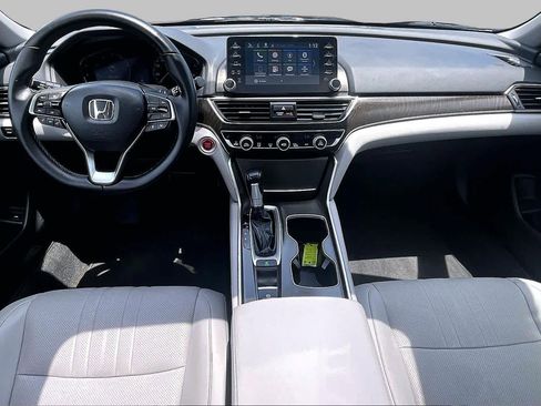Used 2018 Honda Accord EX-L image 16
