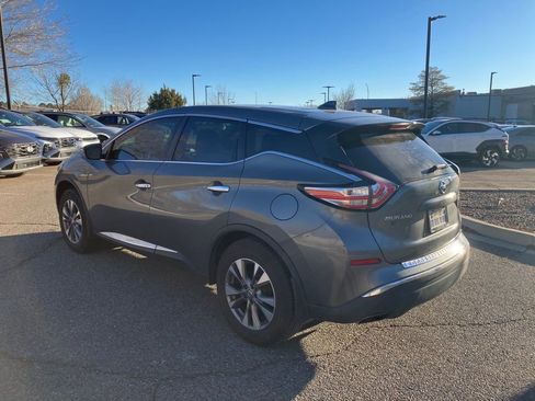Used 2017 Nissan Murano S image 5