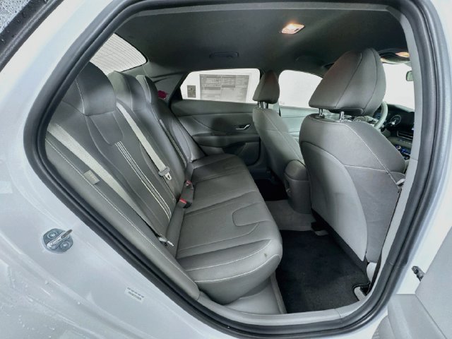 New 2026 Hyundai Elantra SEL FWD image 41