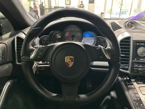 Used 2014 Porsche Cayenne GTS AWD/4WD image 54