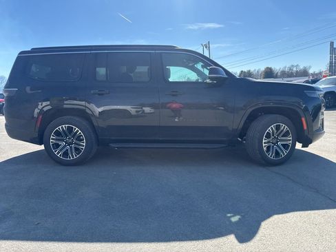 New 2026 Jeep Grand Wagoneer 4WD image 2