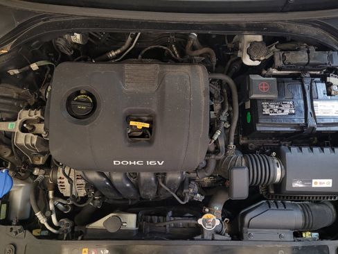 Used 2017 Hyundai Elantra Limited FWD image 30