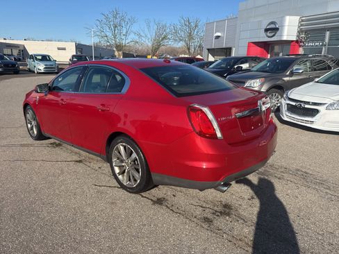 Used 2009 Lincoln MKS AWD image 7