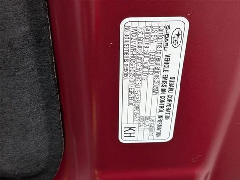 Used 2025 Subaru Forester Limited AWD/4WD image 23