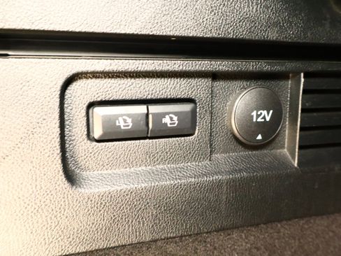 Used 2020 Lincoln Nautilus FWD w/ Equipment Group 101A image 38