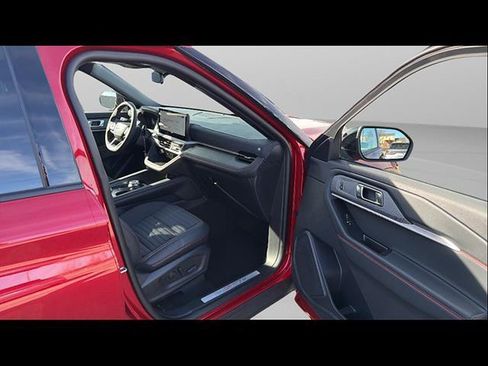 New 2026 Ford Explorer ST-Line w/ ST-Line Street Pack AWD/4WD image 19