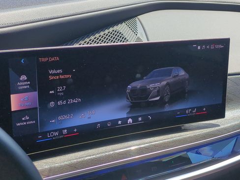 Used 2023 BMW 760i xDrive AWD/4WD image 22