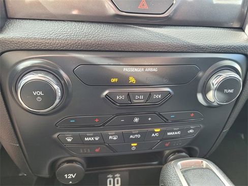 Used 2022 Ford Ranger Lariat w/ Equipment Group 501A High image 24