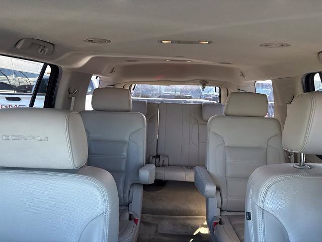 Used 2018 GMC Yukon Denali AWD/4WD image 12
