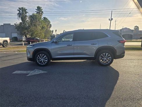 New 2026 Buick Enclave Preferred image 8