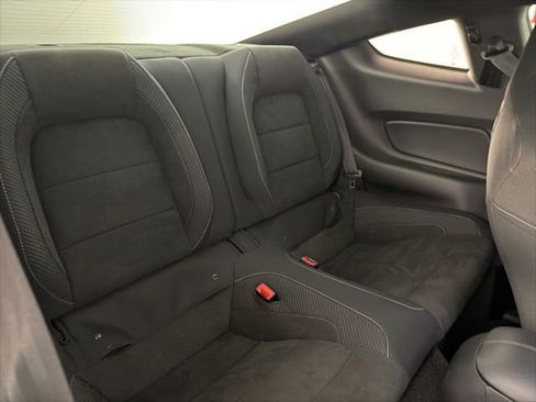 Certified 2018 Ford Mustang Shelby GT350 w/ Electronics Package RWD image 18
