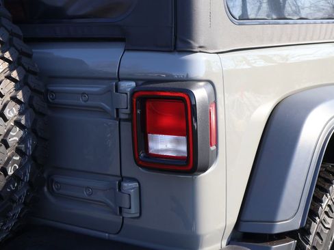 Used 2023 Jeep Wrangler Unlimited w/ Cold Weather Group image 7