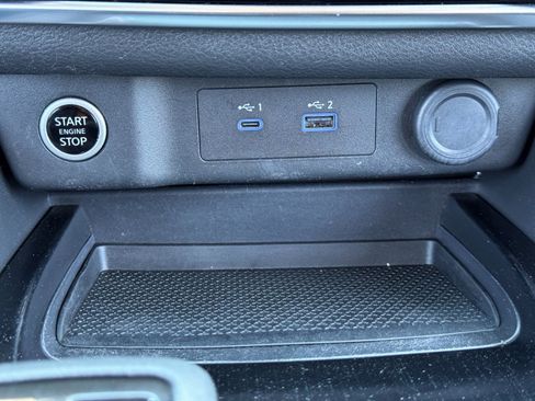Used 2023 Nissan Rogue S FWD image 25