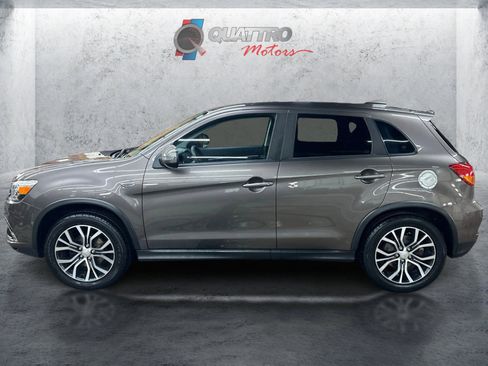 Used 2018 Mitsubishi Outlander Sport ES image 2