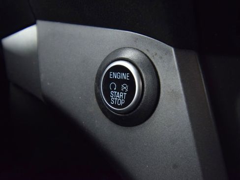 Used 2019 Ford Escape SE image 36