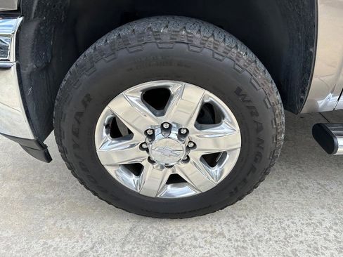 Used 2013 Chevrolet Silverado 2500 LTZ w/ LTZ Plus Package image 16