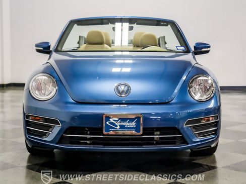 Used 2019 Volkswagen Beetle 2.0T Final Edition SEL image 17