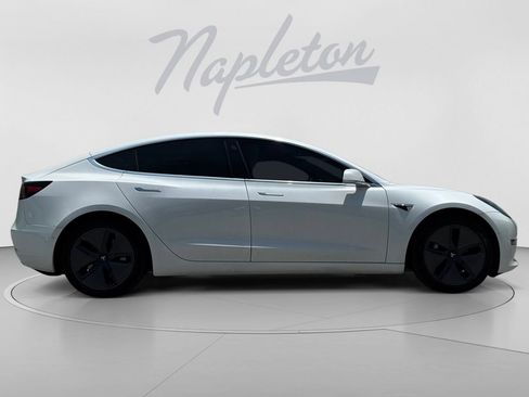 Used 2020 Tesla Model 3 Standard Range Plus RWD image 9