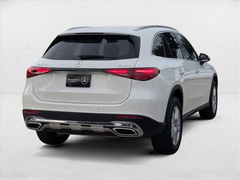 New 2026 Mercedes-Benz GLC 300 4MATIC image 2