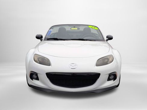 Used 2015 MAZDA MX-5 Miata Club RWD image 9