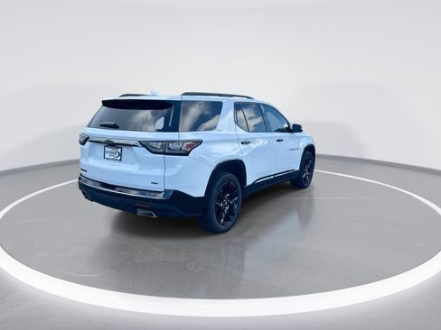 Used 2020 Chevrolet Traverse Premier w/ Redline Edition AWD/4WD image 9
