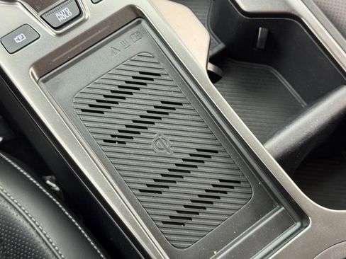 Used 2022 Kia EV6 Wind image 31