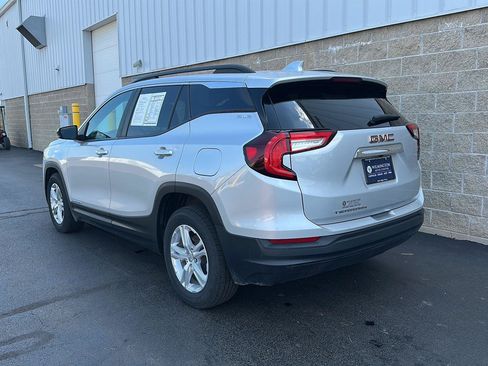 Used 2022 GMC Terrain SLE w/ Driver Convenience Package FWD image 38