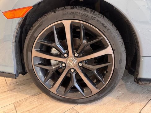 Used 2020 Honda Civic Sport Touring image 9