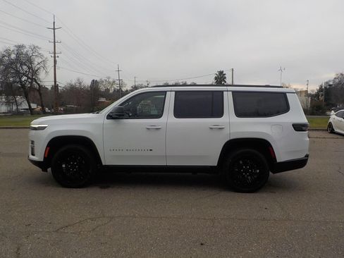 New 2026 Jeep Grand Wagoneer Limited image 7