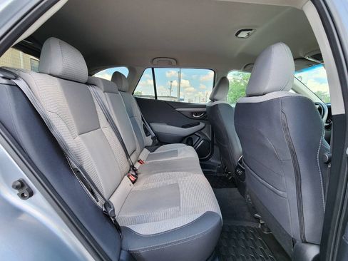 Used 2022 Subaru Outback Premium AWD/4WD image 13