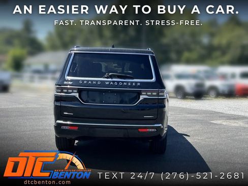 Used 2022 Jeep Grand Wagoneer Series II w/ Rear Seat Video Group 1 AWD/4WD image 4