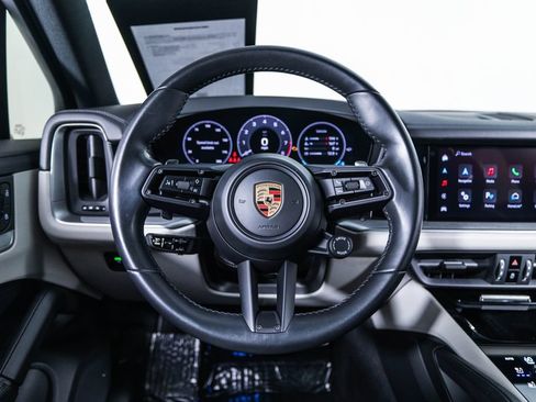 Certified 2024 Porsche Cayenne S AWD/4WD image 19