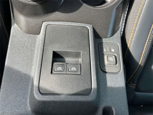 Used 2021 Ford Bronco Badlands image 21