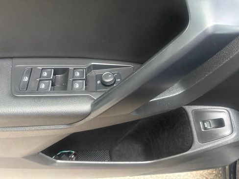 Used 2021 Volkswagen Tiguan SEL AWD/4WD image 64