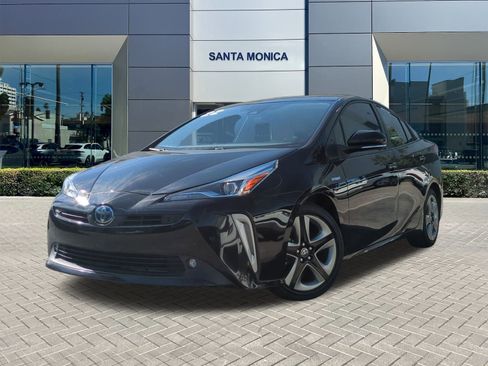 Used 2022 Toyota Prius Limited image 1