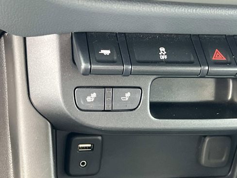 Used 2018 Chevrolet Colorado Z71 image 33