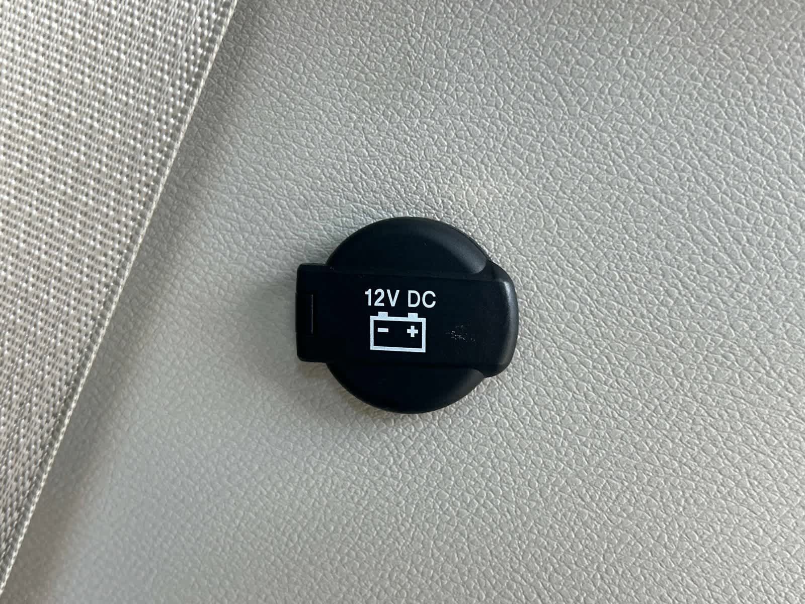 Used 2024 Chrysler Pacifica Touring-L FWD image 19