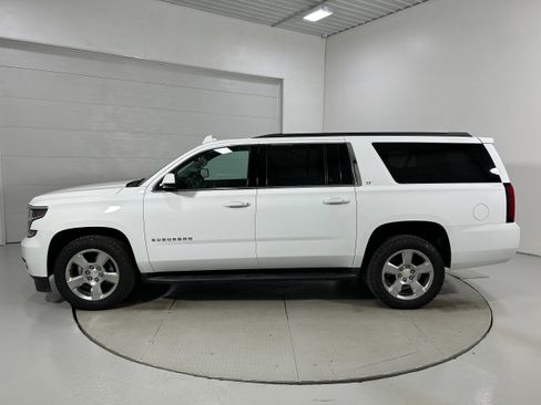 Used 2019 Chevrolet Suburban LT AWD/4WD image 20