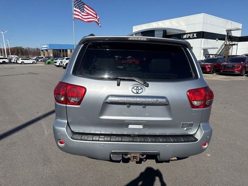 Used 2013 Toyota Sequoia Platinum image 4