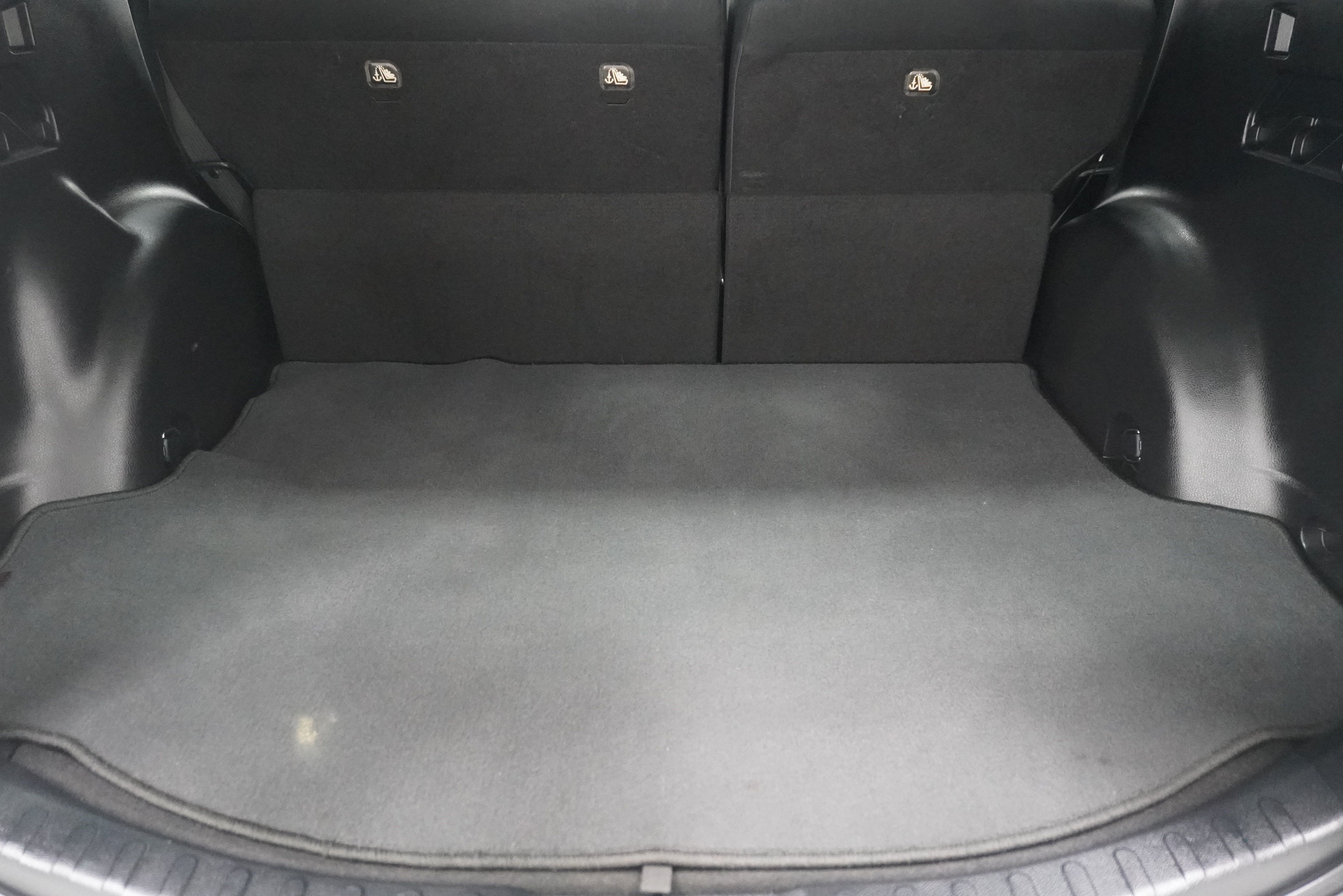 Used 2017 Toyota RAV4 LE FWD image 23