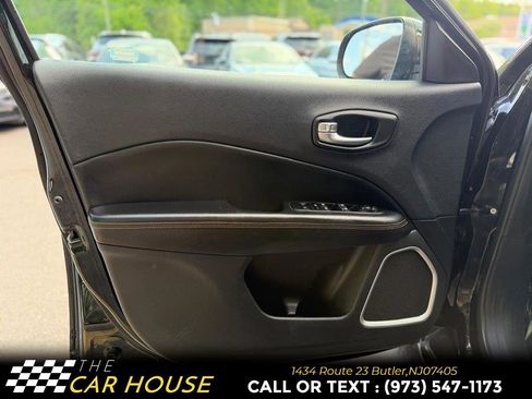 Used 2020 Jeep Compass Limited AWD/4WD image 14