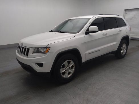 Used 2016 Jeep Grand Cherokee Laredo w/ Quick Order Package 23E image 2
