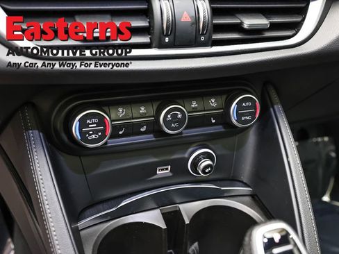Used 2024 Alfa Romeo Stelvio Sprint AWD/4WD image 20
